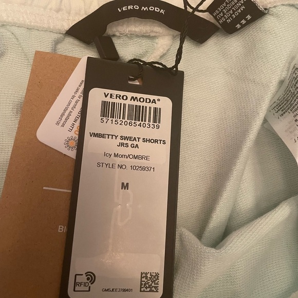 Vero Moda Betty SWEAT SHORTS Icy Morn/OMBRE - Picture 11 of 13